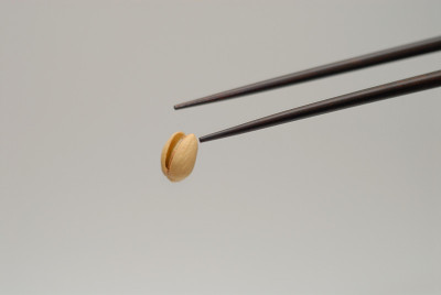 豆子把筷子打翻了