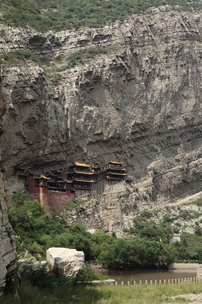 在下达东的许安老寺