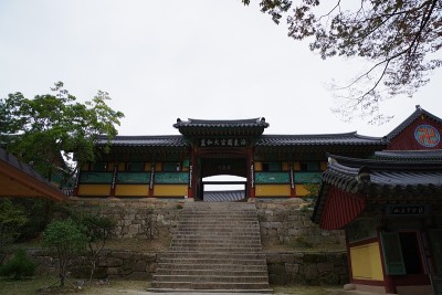 海恩萨寺长庆坂泉，韩国大藏经木块的存放处