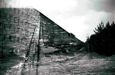 来自吕根岛的Prora，纳粹建筑，充满喜乐和欢欣，