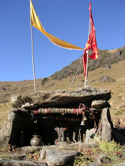 向山丘祈祷