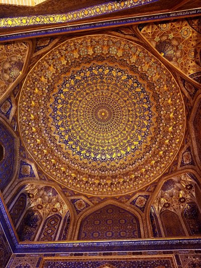 乌兹别克斯坦Samarqand市历史建筑“Tillaqori”金顶