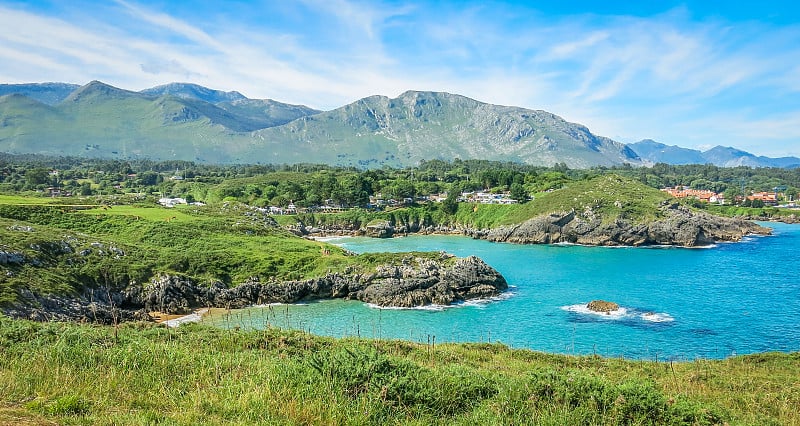 附近Playa de Troenzo, Celorio, Asturias，西班牙北部风景优美