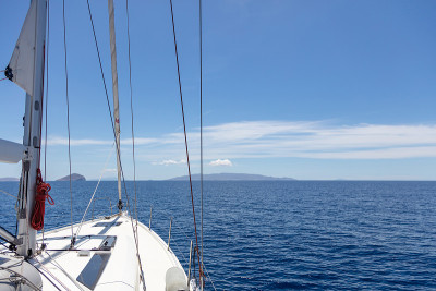 爱琴海航行，暑假在希腊基克拉迪斯群岛度假