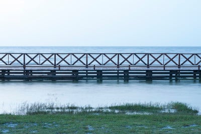 热带海滩码头