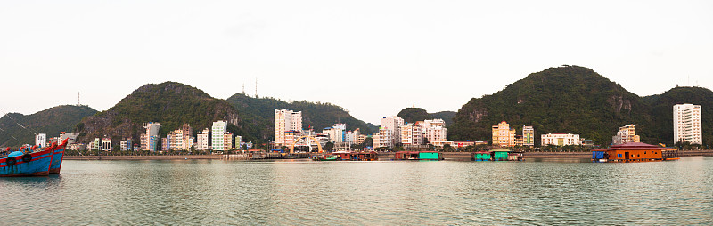 越南。吉巴岛的城市景观