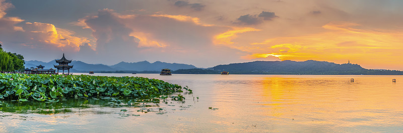 杭州西湖的自然景观和建筑景观