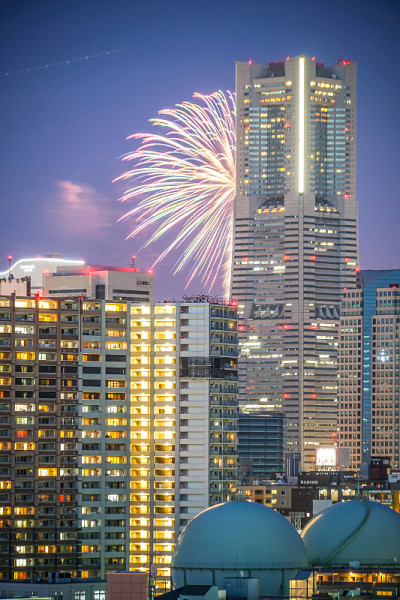 港人未来镇景和烟花