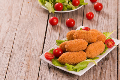 Supplì，意大利炒饭团。