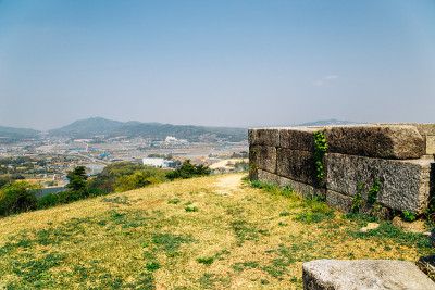 从韩国安城的柱山城要塞看安城城全景