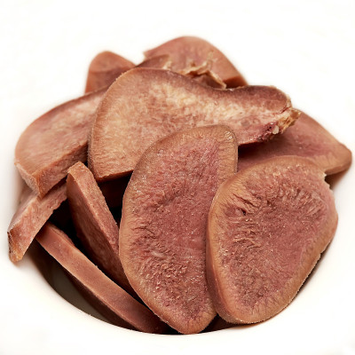 牛肉舌片上白底方形配料