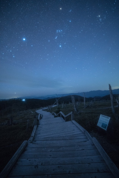 日本奈良御代原市正木山口的星空