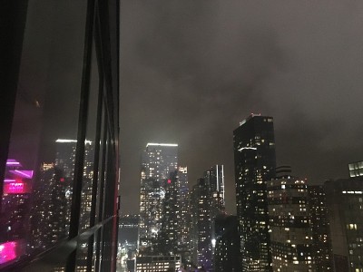纽约曼哈顿摩天大楼的夜晚。