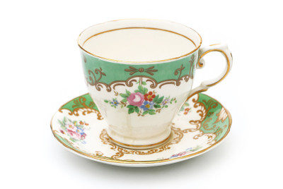 古董茶杯