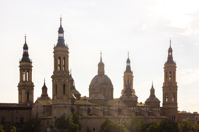 西班牙阿拉贡萨拉戈萨(萨拉戈萨)市的Nuestra senora del Pilar教堂。