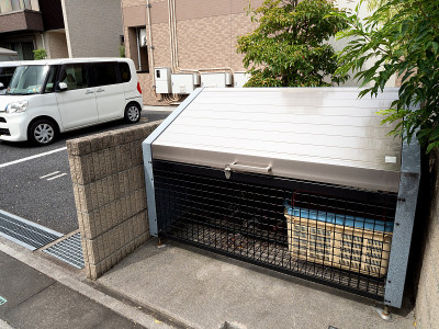 公寓垃圾收集区
