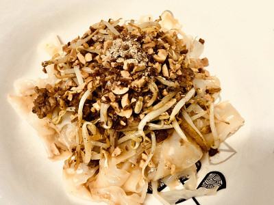 猪肉豆芽炒面特写