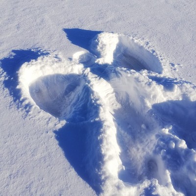 雪的天使