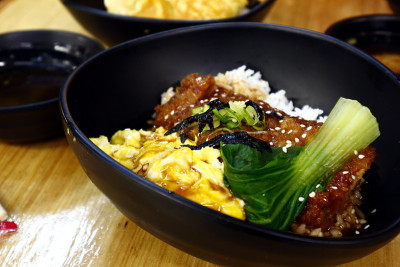 刚煮熟的Katsudon