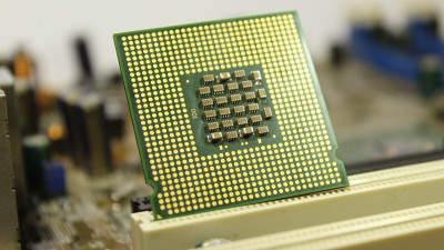 CPU
