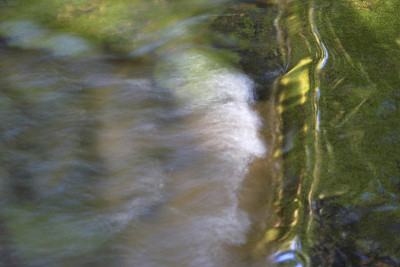 泉水