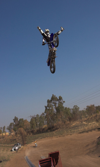 Moto X自由式16
