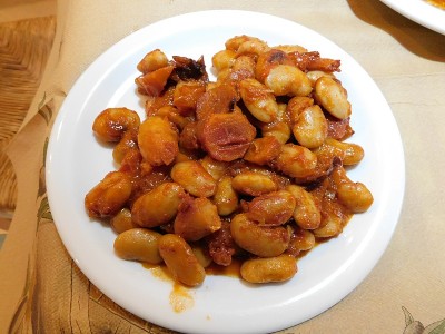巨大的豆子