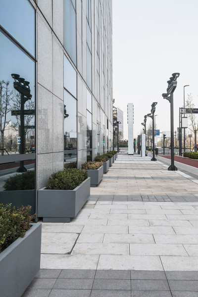现代城市建筑和街道