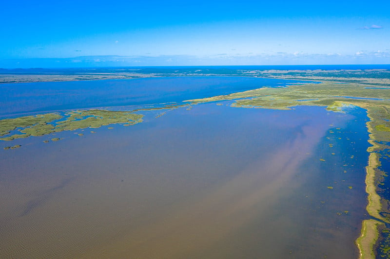 iSimangaliso湿地公园鸟瞰图。马普塔兰，南非东海岸夸祖鲁-纳塔尔省的一个地区。