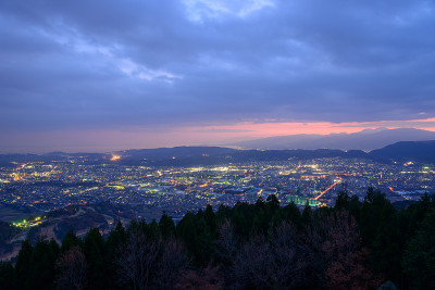 日本神奈川的湘南地区黄昏景观