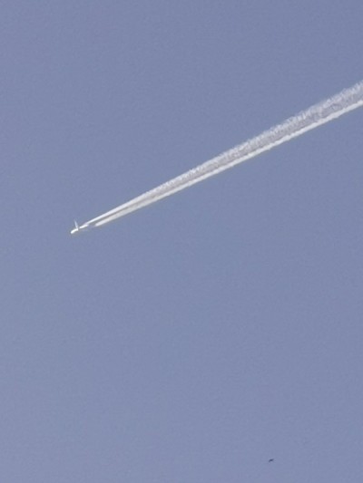 飞机在高空中