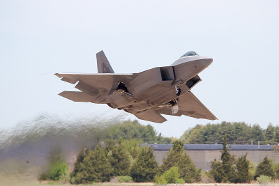 ————F22
