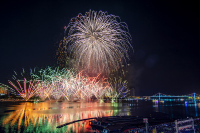 岘港国际烟花节每年举行一次。