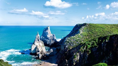 熊沙海滩悬崖，葡萄牙