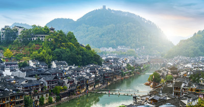 中国湖南凤凰古镇苗族民居