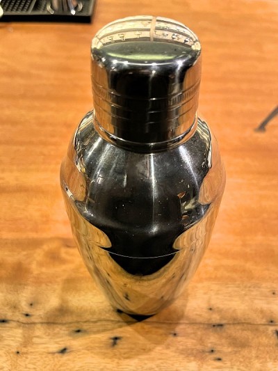 鸡尾酒调制器