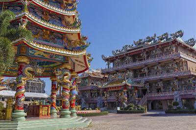 春武里的中国寺庙，佛教圣地