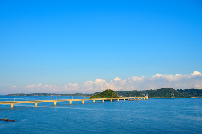 在海啸桥和海啸岛的清晨