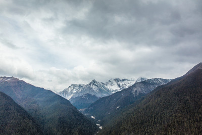 稻城雪山