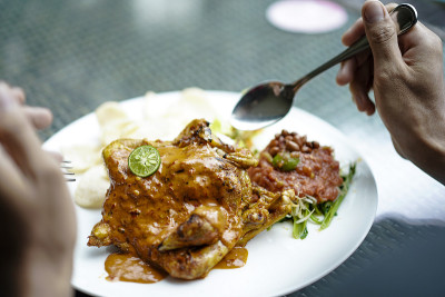 Ayam Taliwang 食品