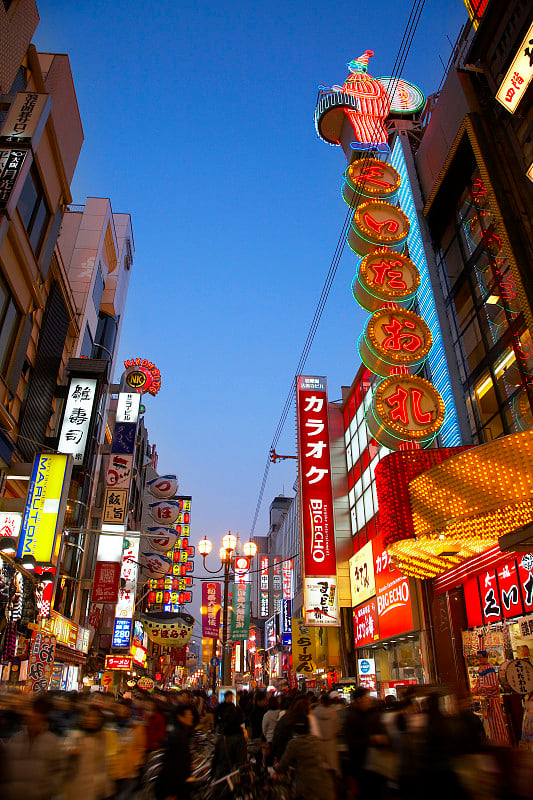 大阪道顿堀的夜景