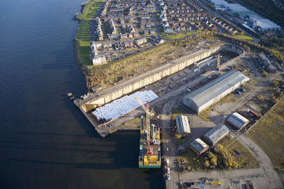 干船坞为造船建筑工业鸟瞰图在一个干船坞在英国苏格兰格林诺克