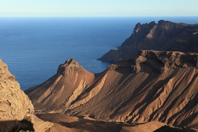 圣赫勒拿岛的火山海岸线