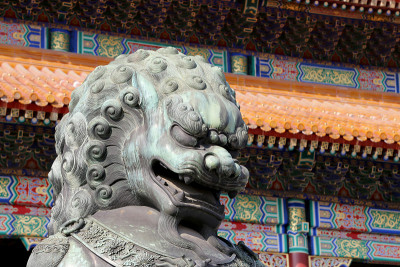 中国北京紫禁城守护狮子铜像