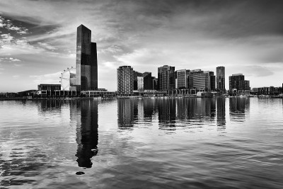 Me Docklands Left Reflect BW