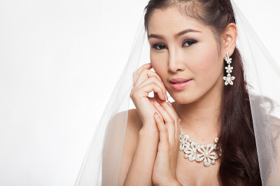 美丽女子婚纱仙权杖翼工作室灯