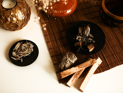香薰帕洛桑，能量清洁，神秘物品，圣木，熏香。