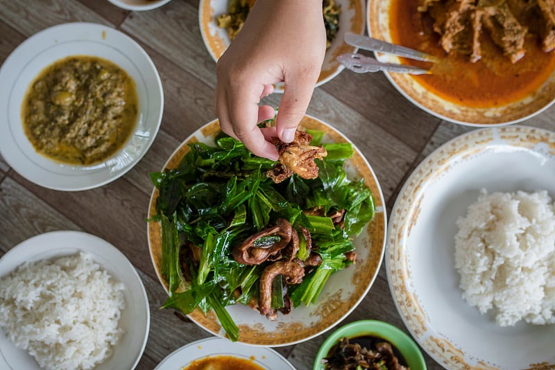 亚齐传统炸鸡(ayam tangkap)