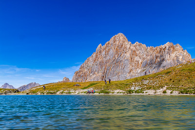 在落基山脉桌子脚下徒步旅行(Maira Valley——Cuneo)