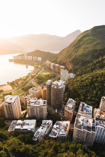 里约热内卢泻湖附近的住宅建筑